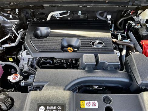 Used 2025 Lexus NX 250 FWD w/ Towing Package (2000 Lbs) image 32