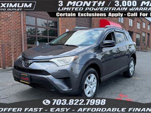Used 2017 Toyota RAV4 LE AWD/4WD image 1