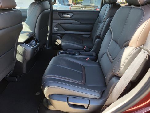 New 2026 Nissan Armada SL w/ Captain's Chari Seat Package image 17