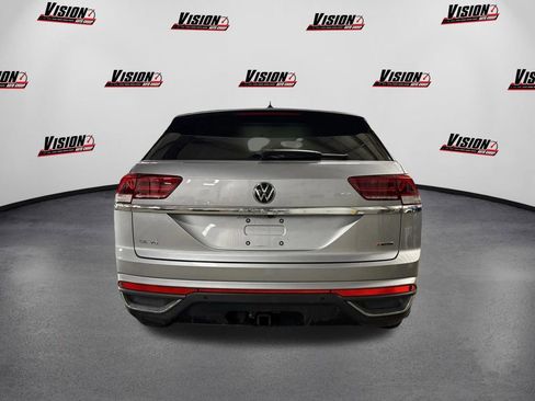 Used 2022 Volkswagen Atlas Cross Sport SE image 6