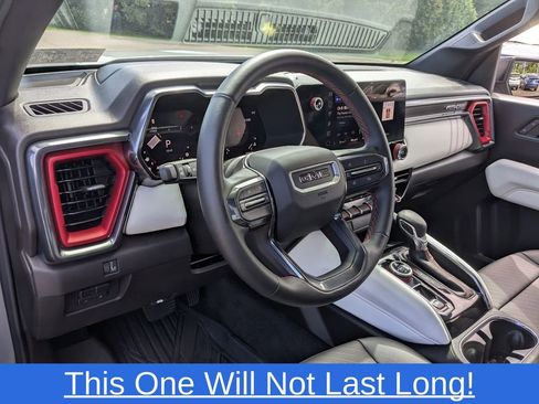 Used 2023 GMC Canyon AT4X image 11