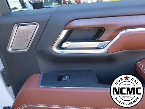 Used 2024 GMC Sierra 3500 Denali Ultimate image 68