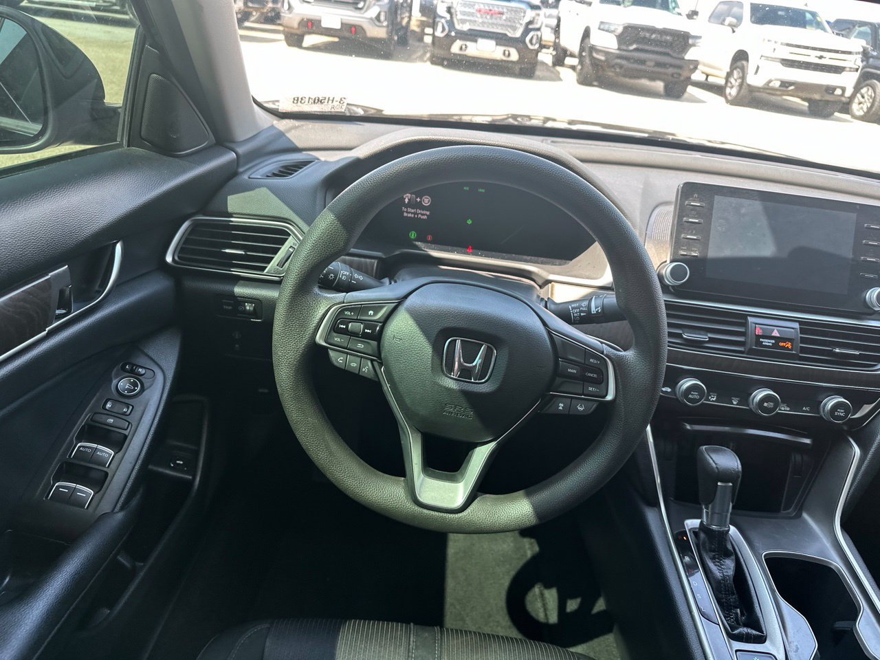 Used 2018 Honda Accord EX image 11