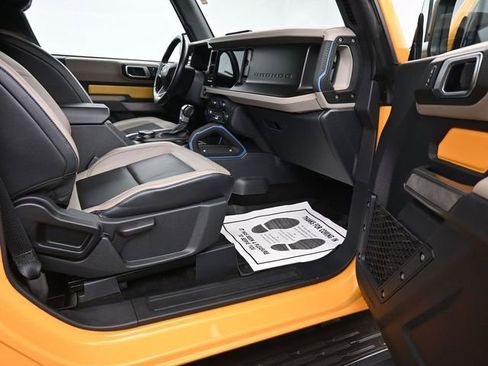 Used 2021 Ford Bronco Wildtrak image 16