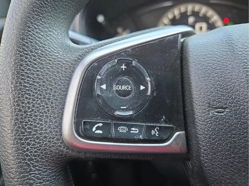 Used 2017 Honda CR-V LX image 19