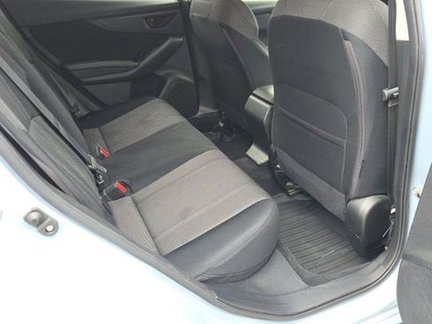 Used 2021 Subaru Crosstrek 2.0i image 10