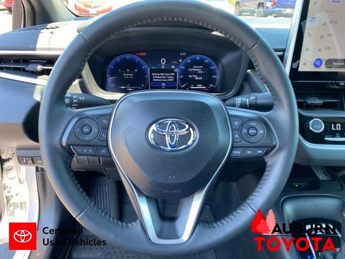 Certified 2026 Toyota Corolla SE w/ SE Package FWD image 32
