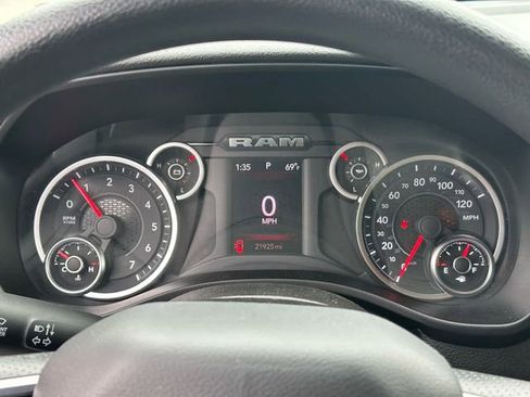 Used 2025 RAM 1500 Tradesman w/ Night Edition AWD/4WD image 15