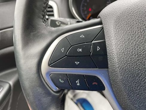 Certified 2018 Jeep Grand Cherokee Altitude AWD/4WD image 27