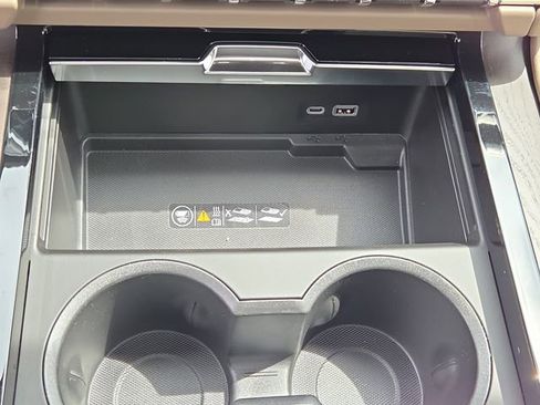 New 2026 GMC Yukon Denali w/ Denali Reserve Package image 34