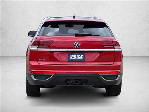 Used 2023 Volkswagen Atlas Cross Sport SE w/ Panoramic Sunroof Package FWD image 6