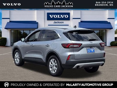 Used 2023 Ford Escape Active FWD image 6