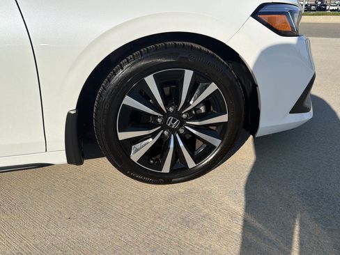 Used 2024 Honda Civic EX-L image 13