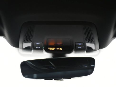Certified 2025 Porsche Taycan AWD/4WD image 19