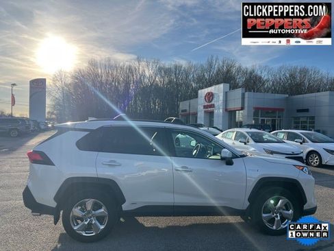 Used 2021 Toyota RAV4 Limited image 8