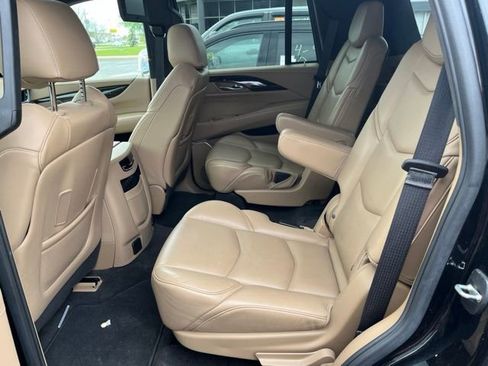 Used 2020 Cadillac Escalade Platinum AWD/4WD image 9