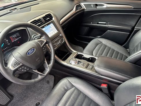 Used 2018 Ford Fusion Energi SE image 10