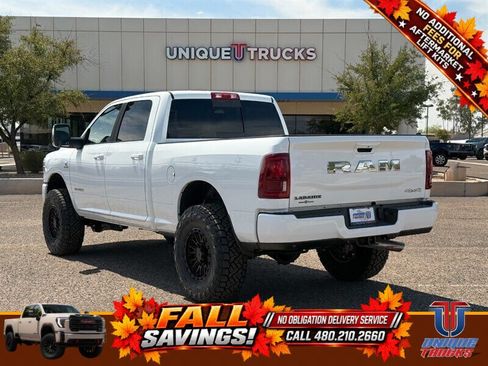 Used 2026 RAM 2500 Laramie AWD/4WD image 7