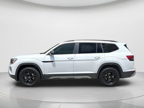 New 2026 Volkswagen Atlas Peak Edition AWD/4WD image 8