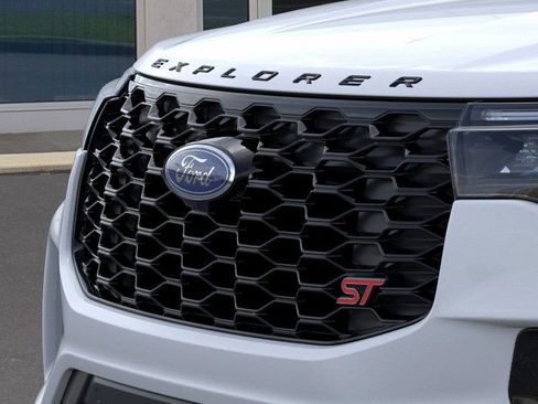 New 2026 Ford Explorer ST image 18