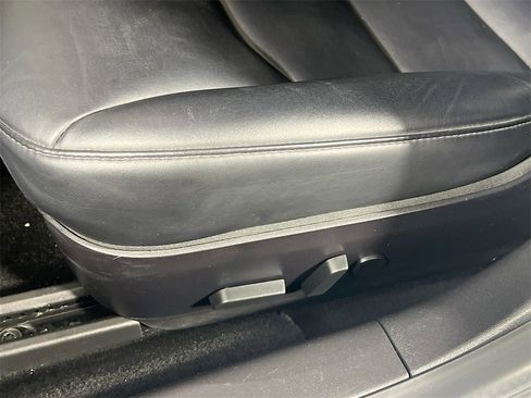 Used 2020 Tesla Model 3 Performance image 19