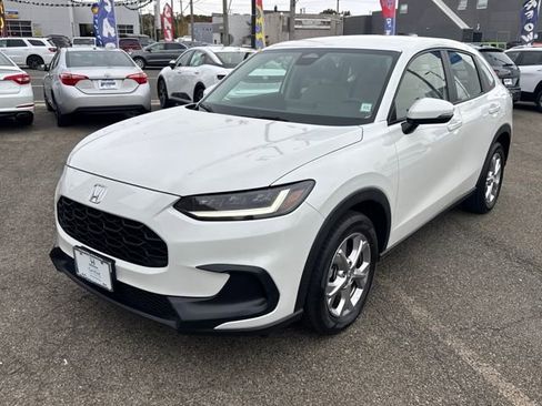 Certified 2023 Honda HR-V LX image 1