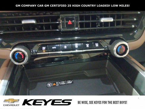 Certified 2025 Chevrolet Suburban High Country image 29