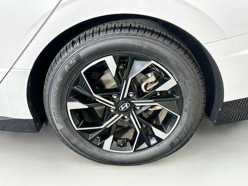 Used 2024 Hyundai Sonata SEL FWD image 11