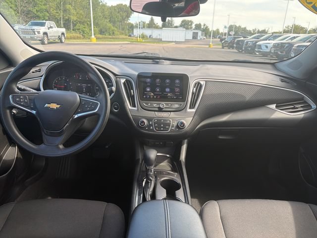 Used 2025 Chevrolet Malibu LT FWD image 15
