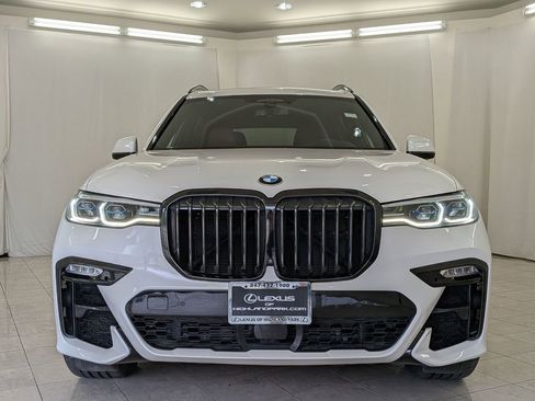 Used 2020 BMW X7 M50i AWD/4WD image 3