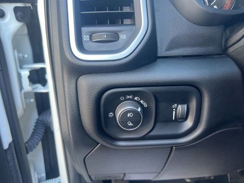 Used 2024 RAM 2500 Lone Star w/ Sport Appearance Package AWD/4WD image 16