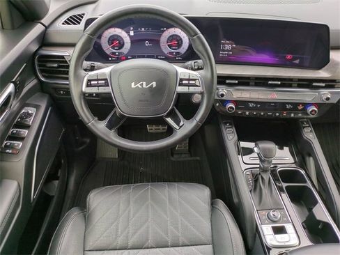Used 2025 Kia Telluride SX X-Line image 16