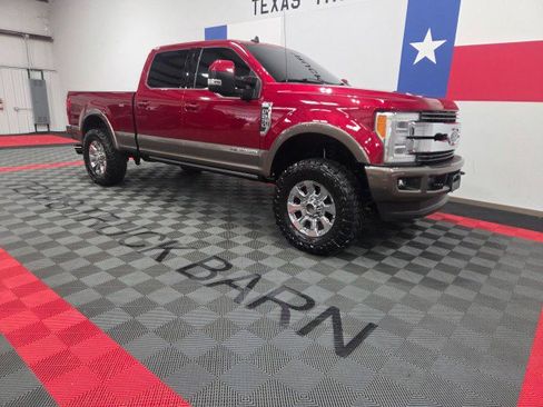 Used 2019 Ford F250 King Ranch w/ King Ranch Ultimate Package AWD/4WD image 14