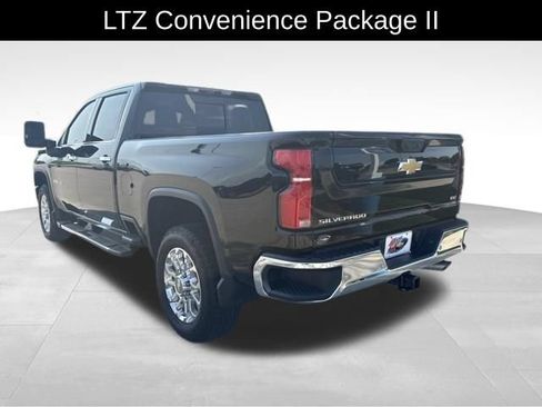 Certified 2025 Chevrolet Silverado 2500 LTZ w/ LTZ Premium Package AWD/4WD image 6