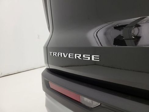 New 2026 Chevrolet Traverse LT w/ Sun and Wheel Package image 25