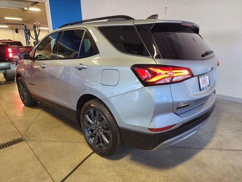 Certified 2024 Chevrolet Equinox RS w/ LPO, Floor Liner Package image 2