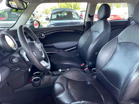 Used 2007 MINI Cooper Hardtop FWD image 9