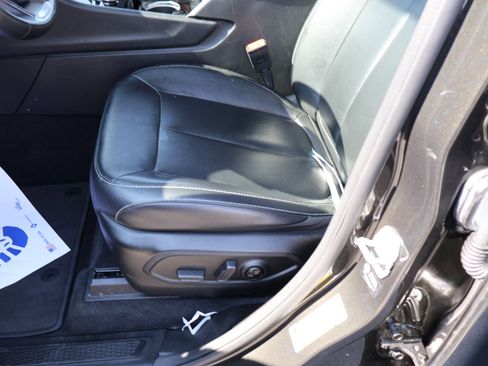 Used 2022 Jeep Grand Cherokee L Limited image 45