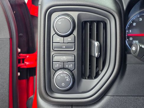 Used 2024 Chevrolet Silverado 2500 Custom w/ Custom Convenience Package AWD/4WD image 14