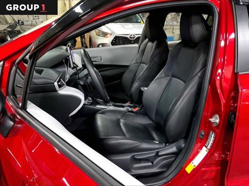 Used 2025 Toyota Corolla SE image 7