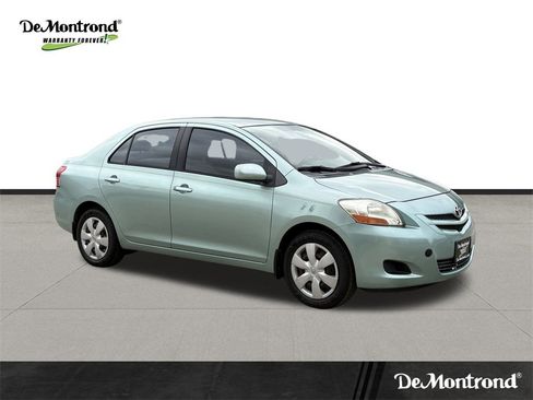 Used 2007 Toyota Yaris S image 3