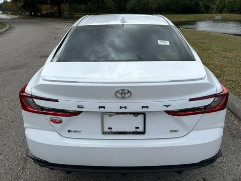 Certified 2025 Toyota Camry SE image 4