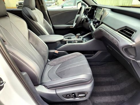 Used 2024 Lexus TX 500h AWD image 16