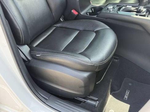 Used 2019 MAZDA CX-5 Sport FWD image 16