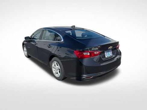 Used 2017 Chevrolet Malibu LS FWD image 7