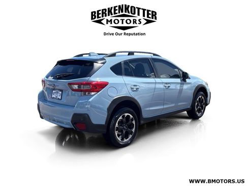 Used 2021 Subaru Crosstrek 2.0i Premium w/ Moonroof Package AWD/4WD image 3