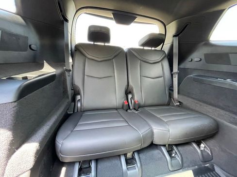 Certified 2024 Cadillac XT6 Premium Luxury w/ LPO, Floor Liner Package AWD/4WD image 15