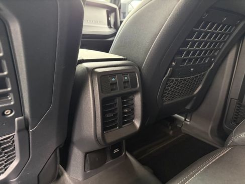 Used 2025 Ford Bronco Badlands AWD/4WD image 37