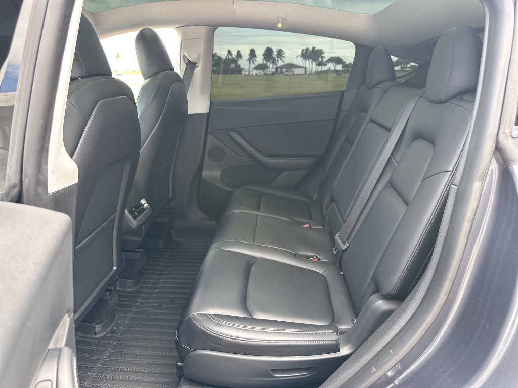 Used 2021 Tesla Model Y Long Range AWD/4WD image 20
