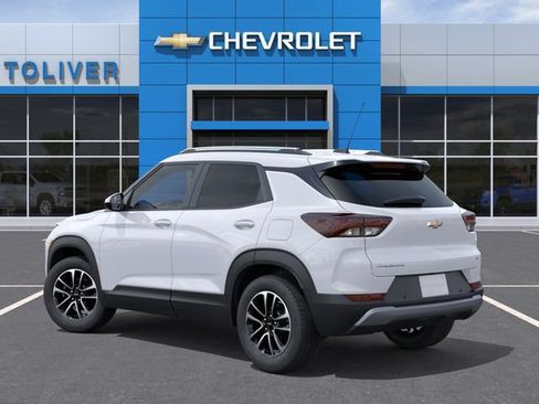 New 2026 Chevrolet TrailBlazer LT w/ Convenience Package FWD image 3